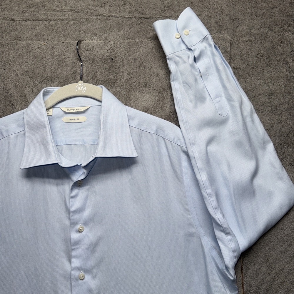 Suitsupply Traveller Dress Shirt 16.5 42 Light Blue Slim Fit Wrinkle Resistant